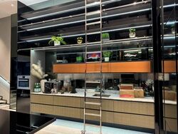 Tahir Building (D1), Office #478563541
